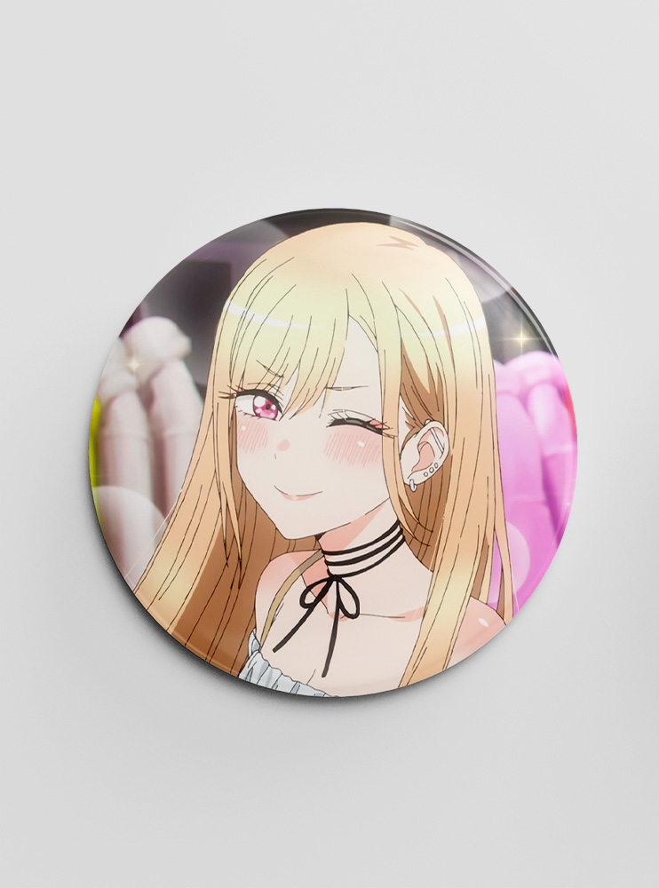 Значок Ця порцелянова лялечка закохалася 18 (My Dress-Up Darling)