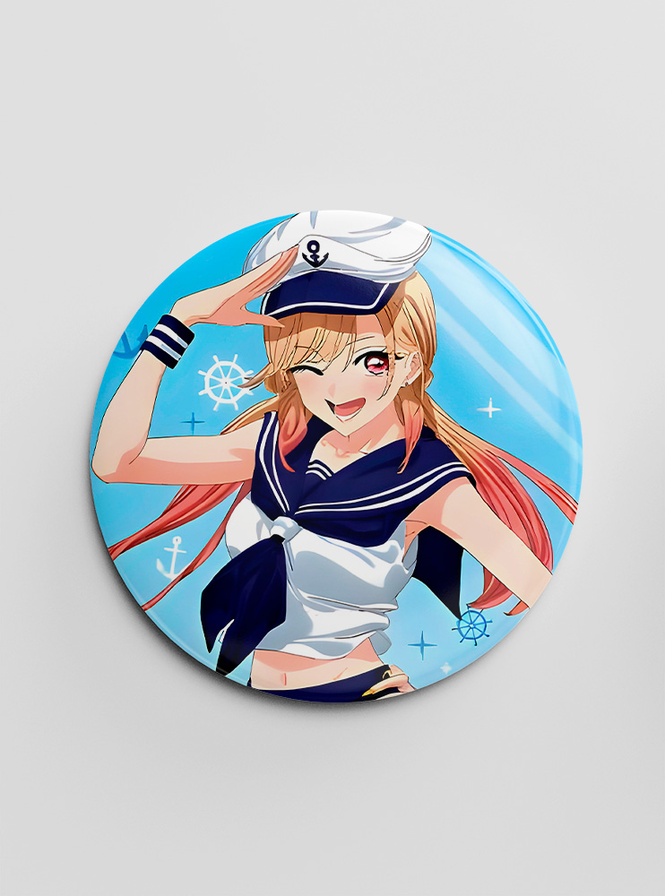Значок Ця порцелянова лялечка закохалася 28 (My Dress-Up Darling)