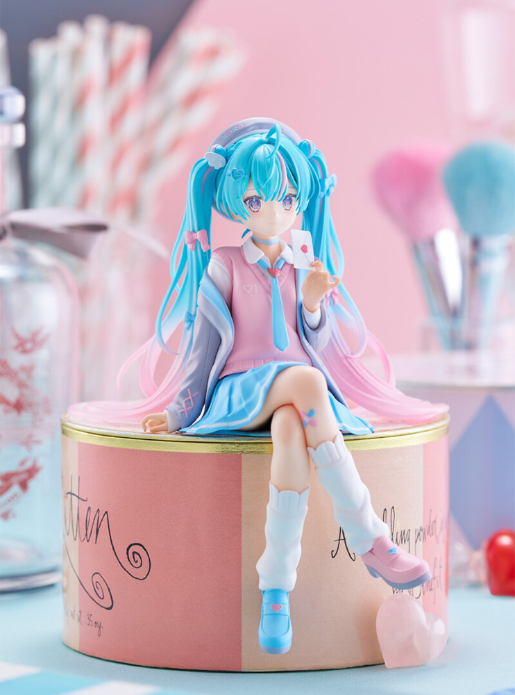 Фігурка Furyu Piapro Characters - Hatsune Miku Love Blazer Noodle Stopper Gray Color Ver.